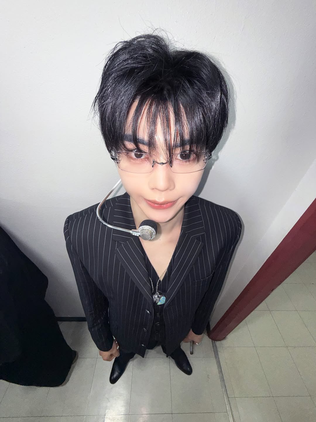 [잡담] 박건욱 멋있게 입어놓고 왹져셀카 | 인스티즈
