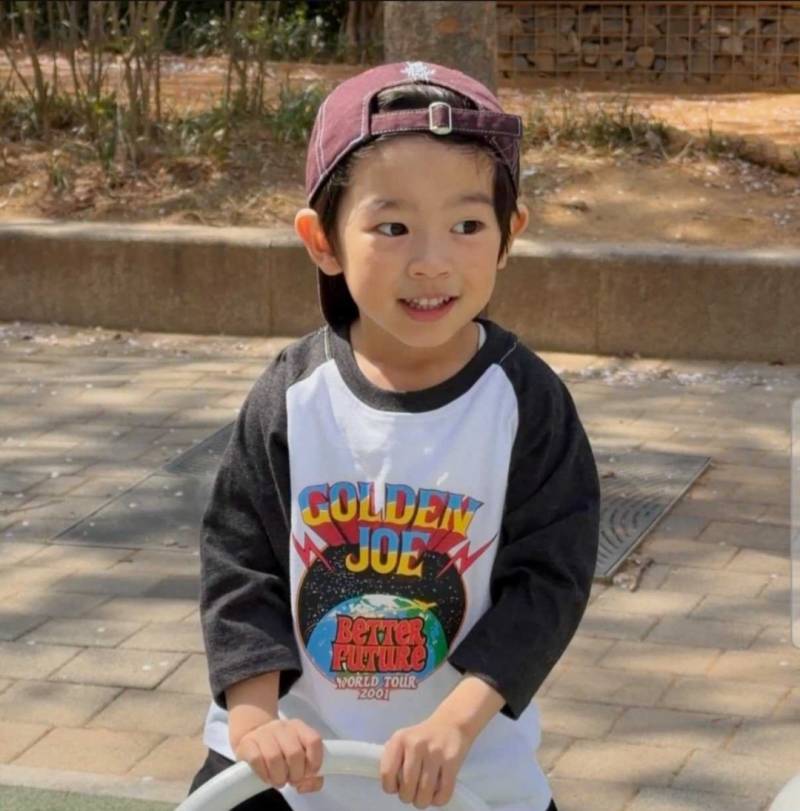 요즘 화제인 투어스 도훈 닮은 아기.jpg | 인스티즈