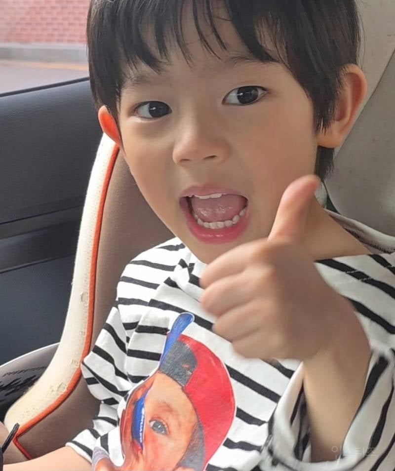 요즘 화제인 투어스 도훈 닮은 아기.jpg | 인스티즈