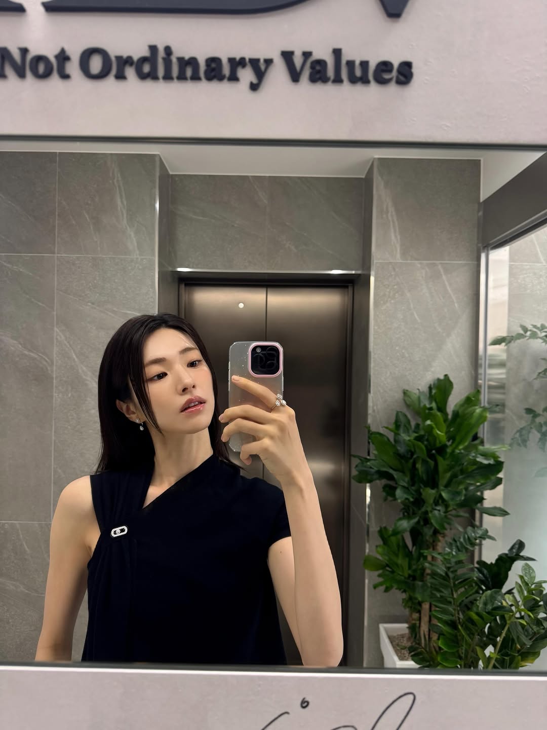 [잡담] 하영) 260601 하영 인스타 🍋 | 인스티즈
