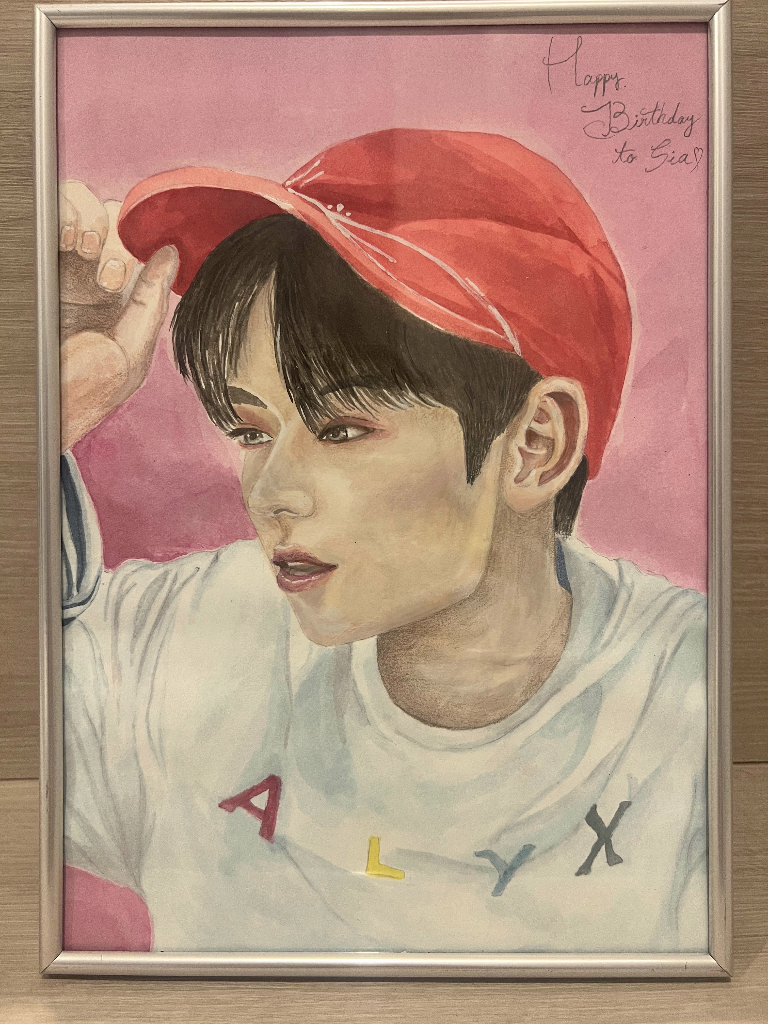 [잡담] 예전에 친구선물로 그려줄 민현님 사진 찾던 인티얌..🥹 그림 완성해서 보여주러 왔어✨️ | 인스티즈