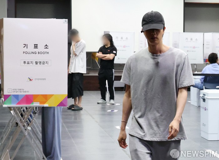 [잡담] 방탄 진 진짜 동안이다 | 인스티즈