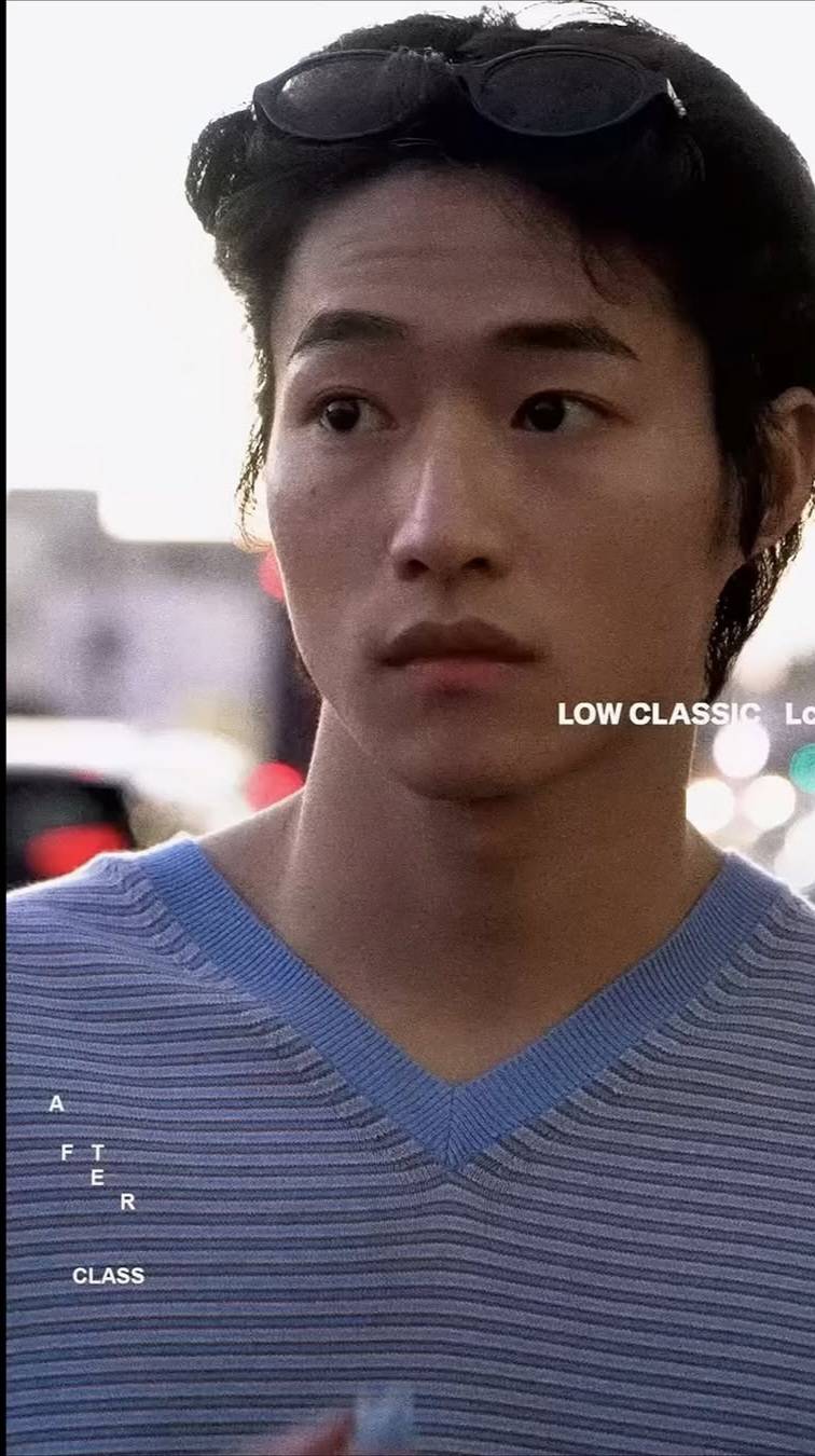 분위기 있게 생긴 로우 클래식 모델.jpg | 인스티즈