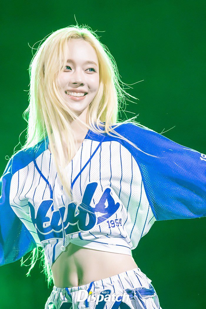 [잡담] 어제자 한국외대 축제 참석한 지민정(카리나 윈터) | 인스티즈