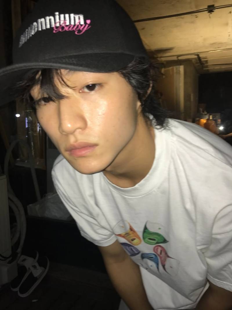 분위기 있게 생긴 로우 클래식 모델.jpg | 인스티즈