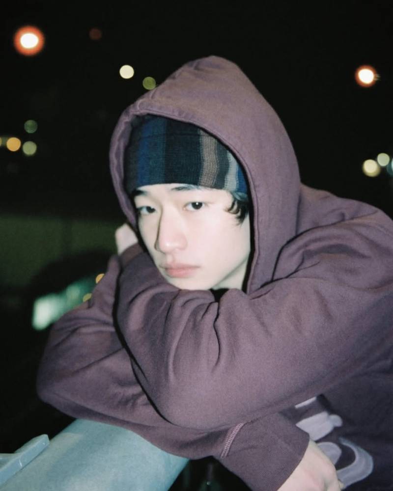 분위기 있게 생긴 로우 클래식 모델.jpg | 인스티즈