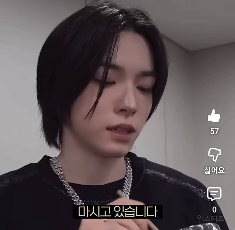 스무살 되고 커피의 세계 입문한 남돌.jpg | 인스티즈