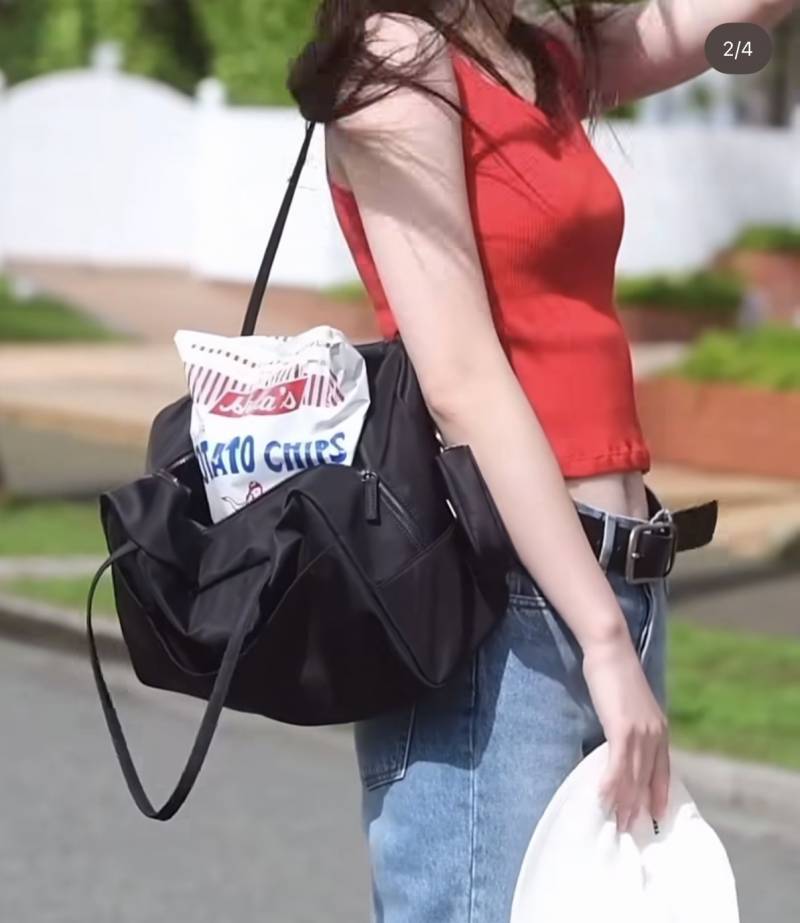 [잡담] 핫썸머 휘뚤마뚤백 둘 중 뭐가 나을까? 🛍️ | 인스티즈