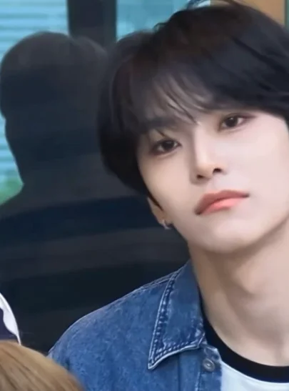 [잡담] 허씬롱 어제 ㄴㅁㄴㅁㄴㅁㄴㅁ 잘생겨서 미치겟음 | 인스티즈