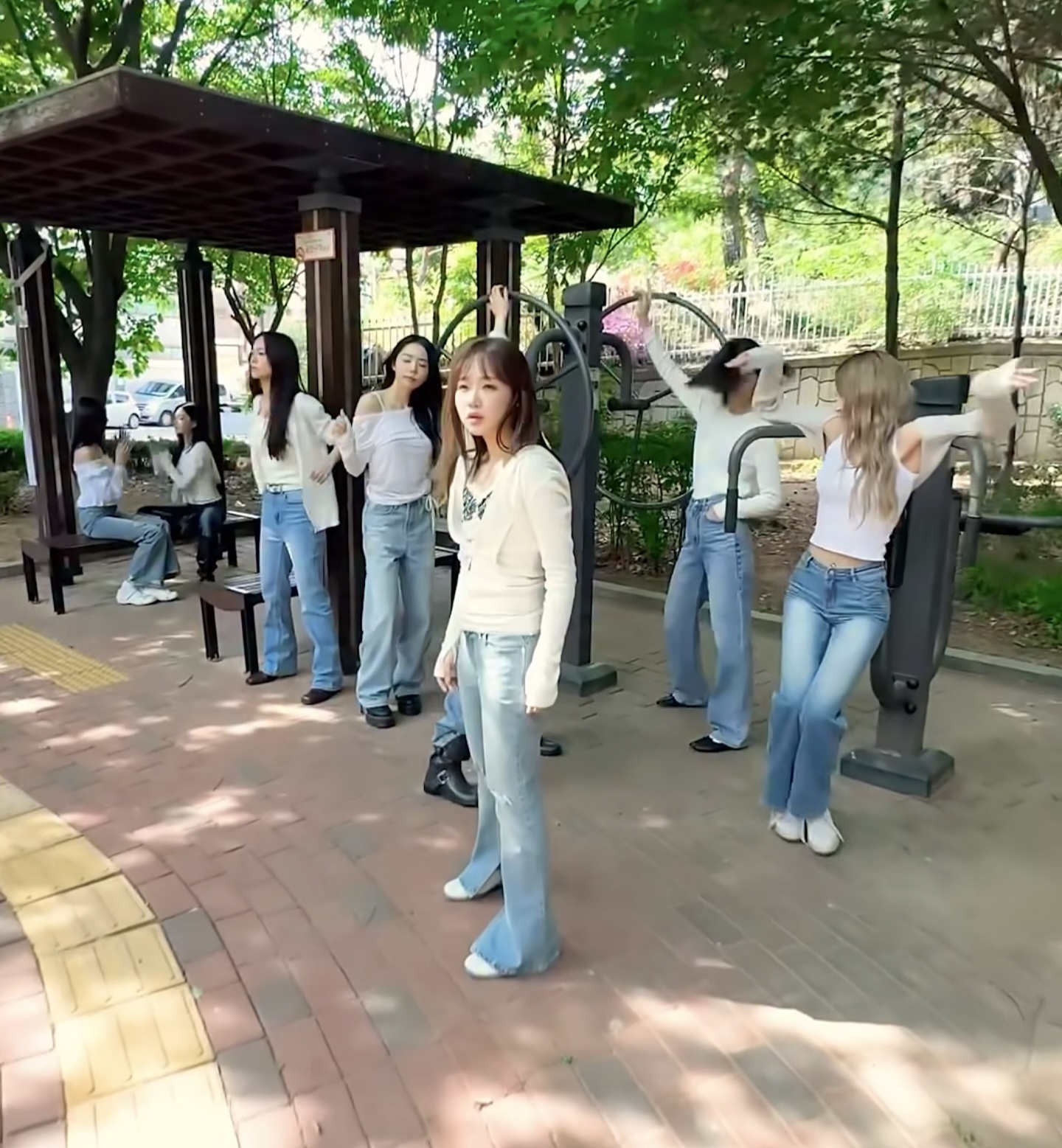 [잡담] 아이오아이 릴스 이거 너무 웃김 ㅋㅋㅋ | 인스티즈