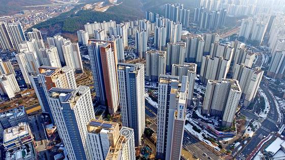 [잡담] 20대 민주당 당원이지만....이번 선거 보고 분석한 전체적인 구도와, 느낀점(당적 떠나서 나름 객관적으로) | 인스티즈