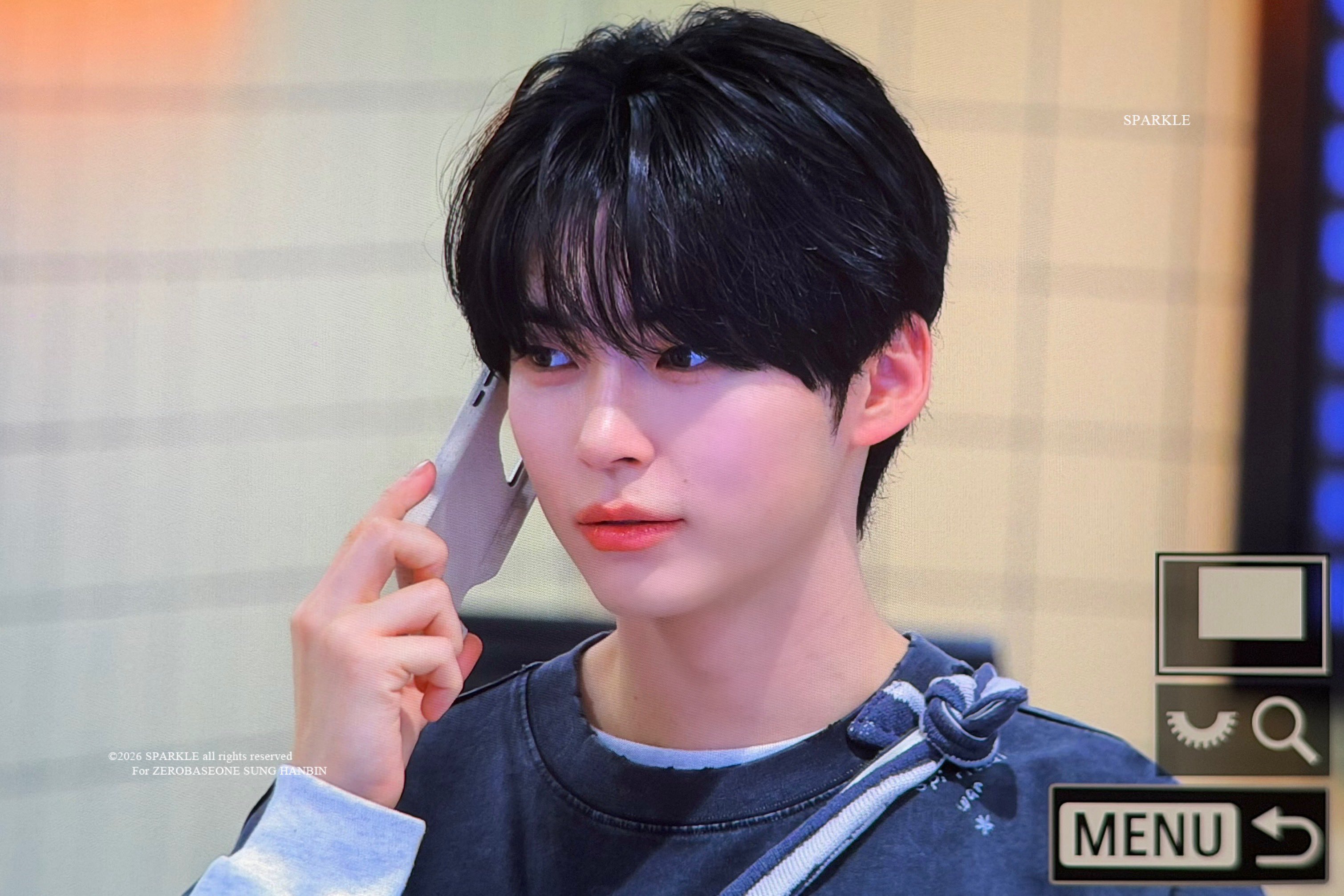 [잡담] 성한빈 휴대폰케이스로만 | 인스티즈