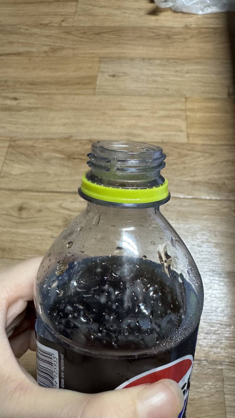 [잡담] 펩시 제로 입구부분 왤케 검은색이지? | 인스티즈