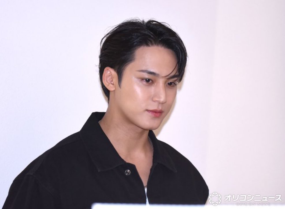 [잡담] 캘빈 민규 기사사진도 잘생겼네 와.. | 인스티즈