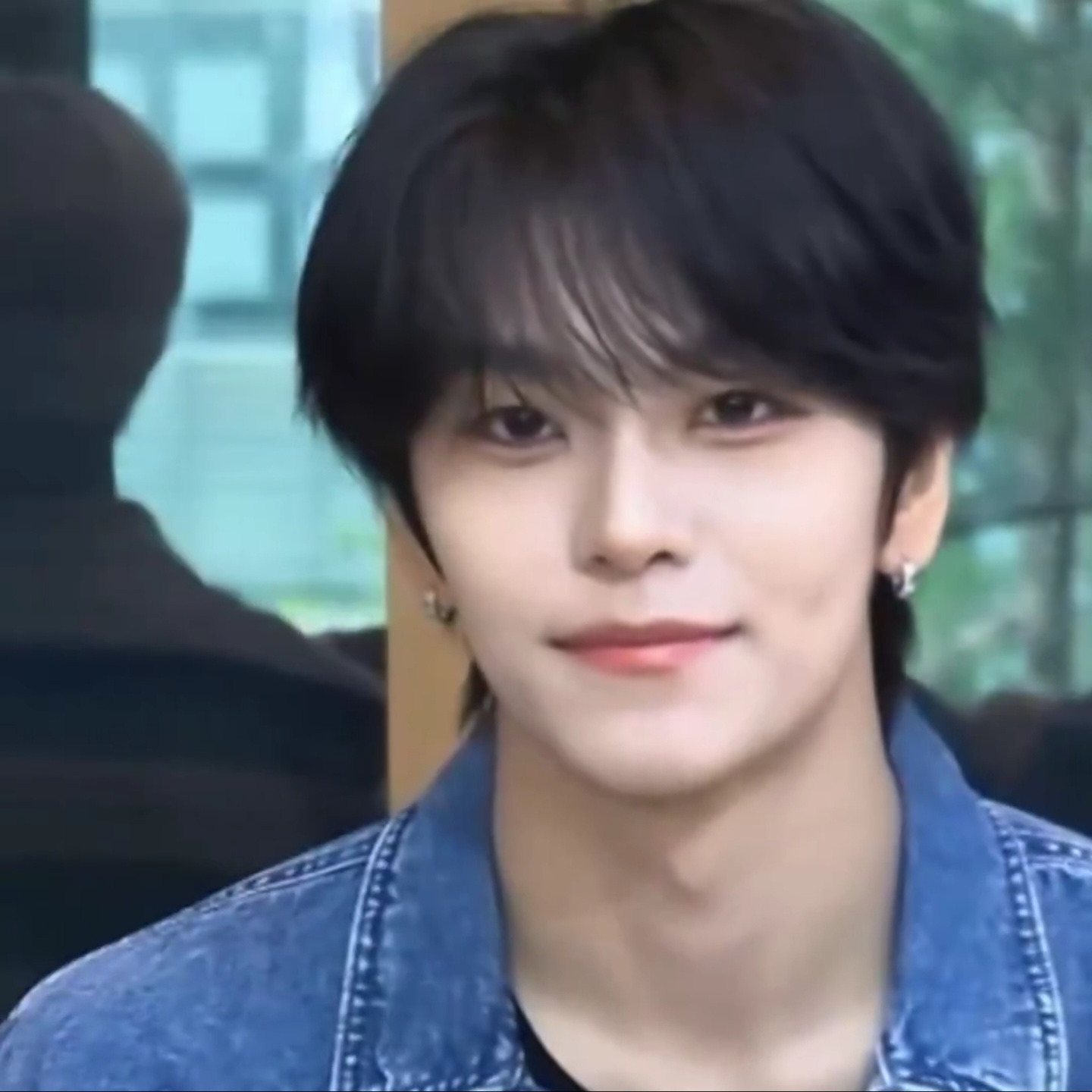 [잡담] 허씬롱 어제 ㄴㅁㄴㅁㄴㅁㄴㅁ 잘생겨서 미치겟음 | 인스티즈