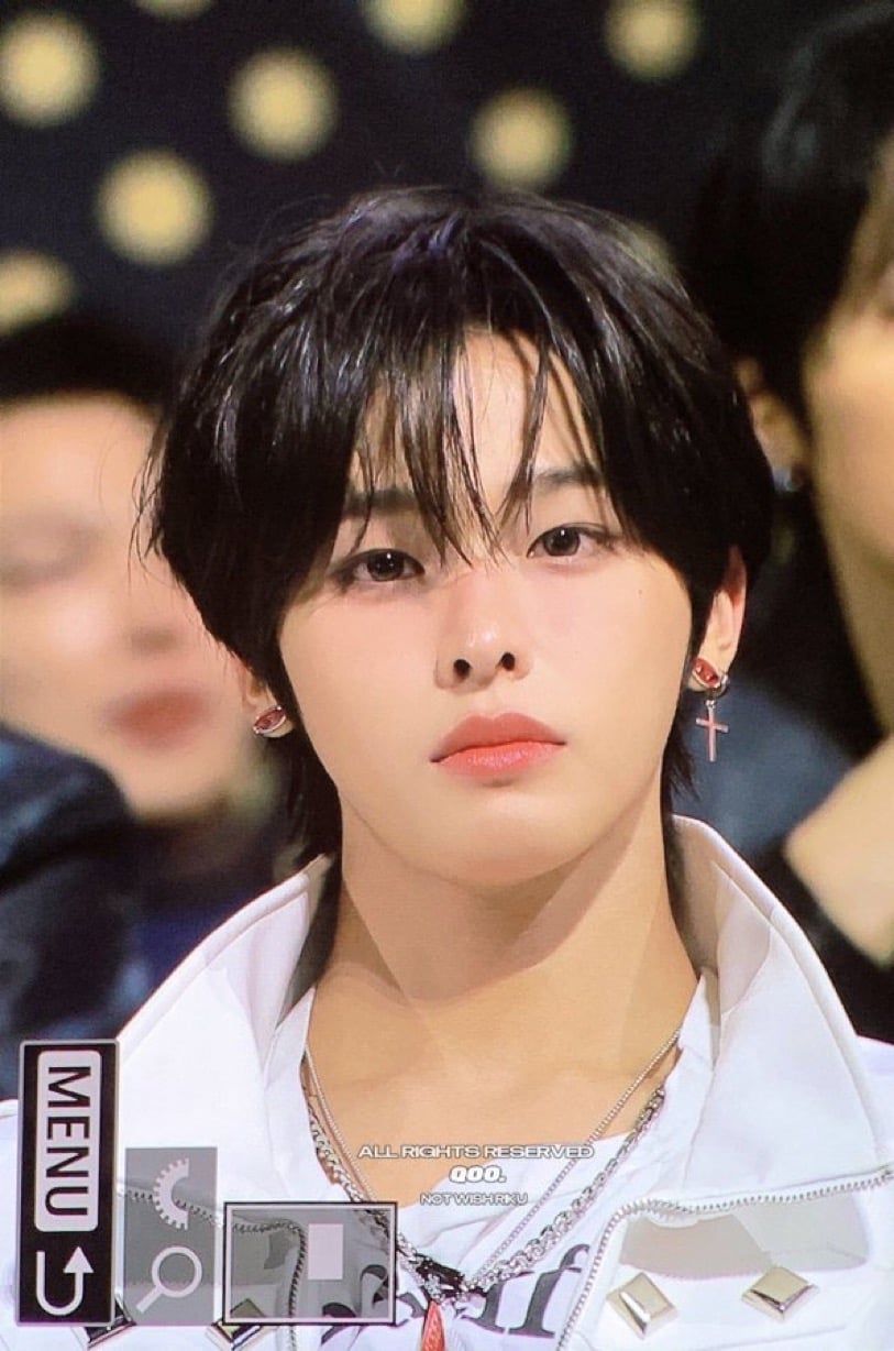 [잡담] 와 리쿠 왜케 이목구비 주차 이뻐 | 인스티즈