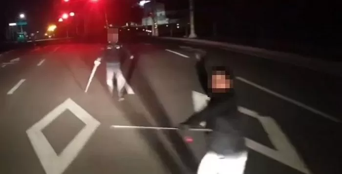 [잡담] 무력으로 진압해야되는 시위와 평화시위 차이 모르는 사람들을 위해 설명해줄게 | 인스티즈