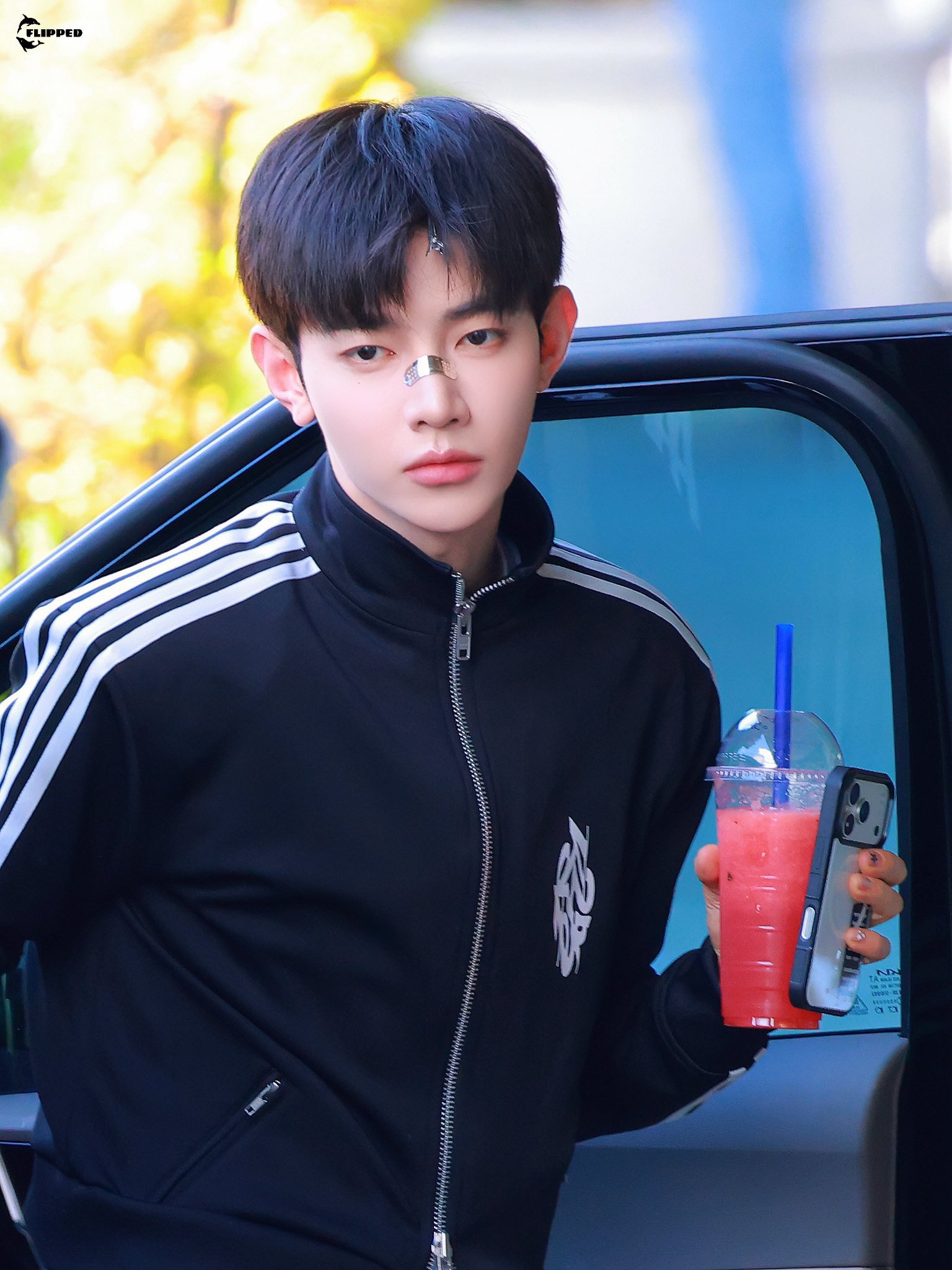 [잡담] 미틴 장하오 뮤뱅 출근 착장!! | 인스티즈
