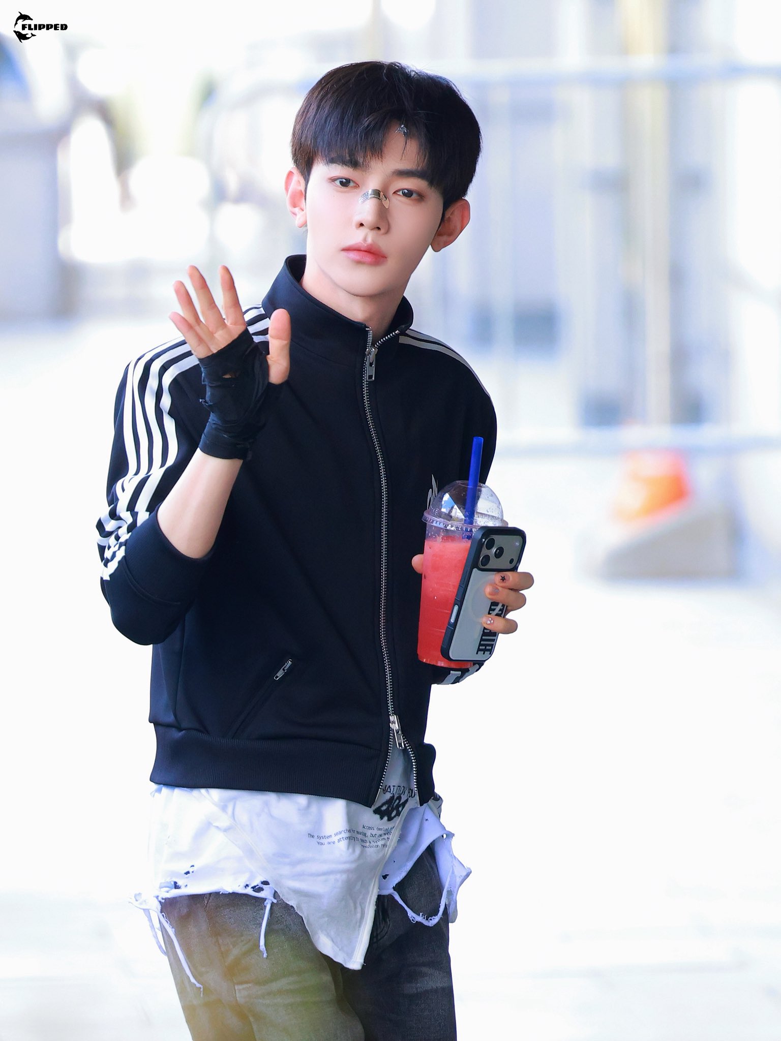 [잡담] 앤더블 뮤뱅 출근길 아이돌력 ㅁㅊ | 인스티즈