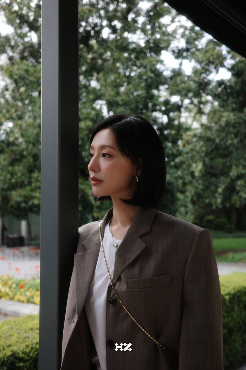 [잡담] 소속사 공계에 올라온 밀라노 단발 김지원 | 인스티즈