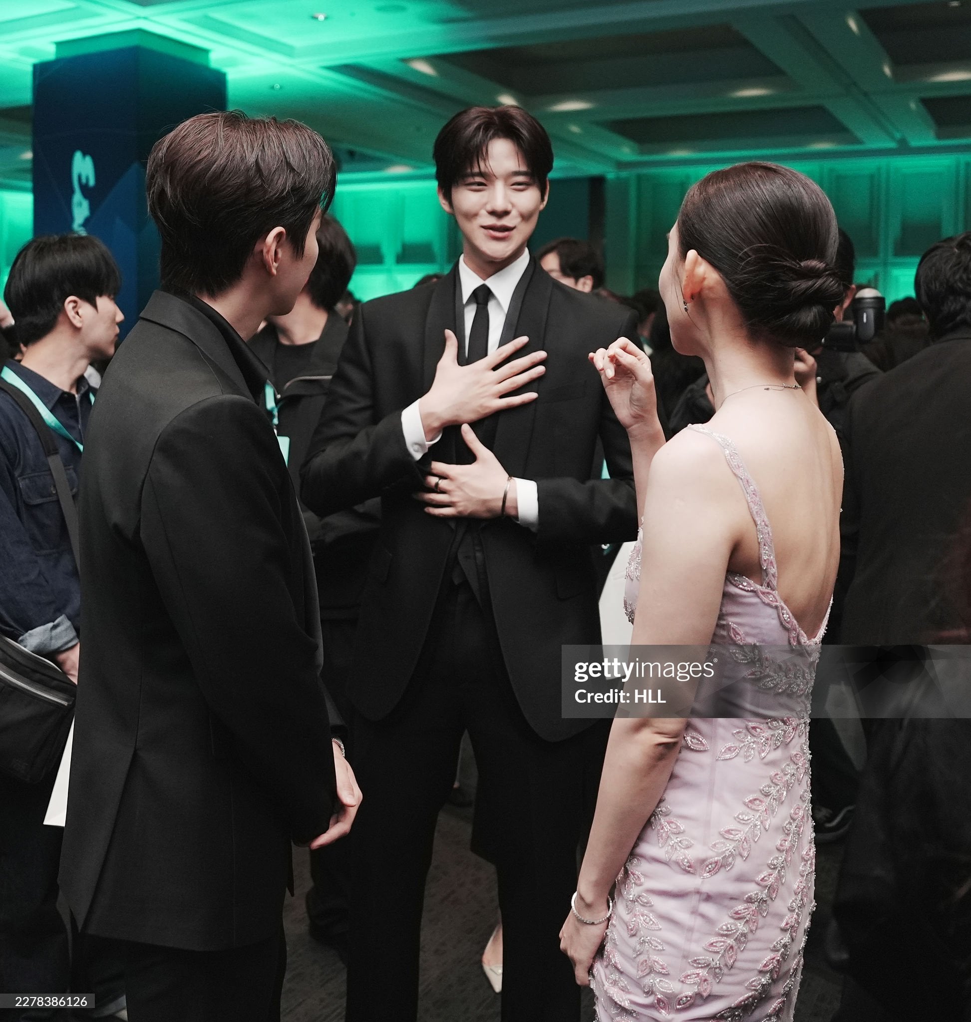 [잡담] 백상예술대상 이준호 신현빈 문상민 | 인스티즈