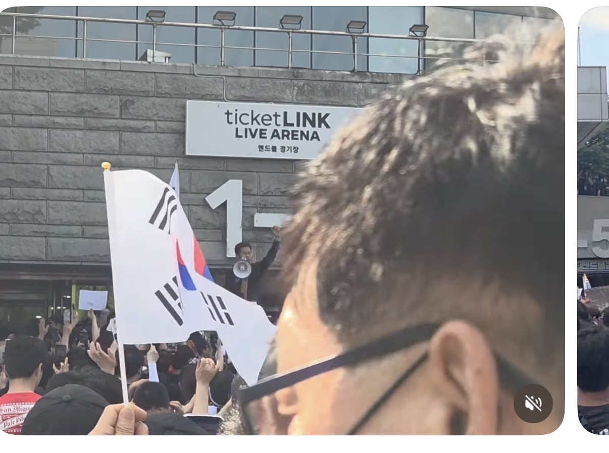 [정보/소식] 하이브보고 위버스콘 중지시키라는 스레드 글들 | 인스티즈