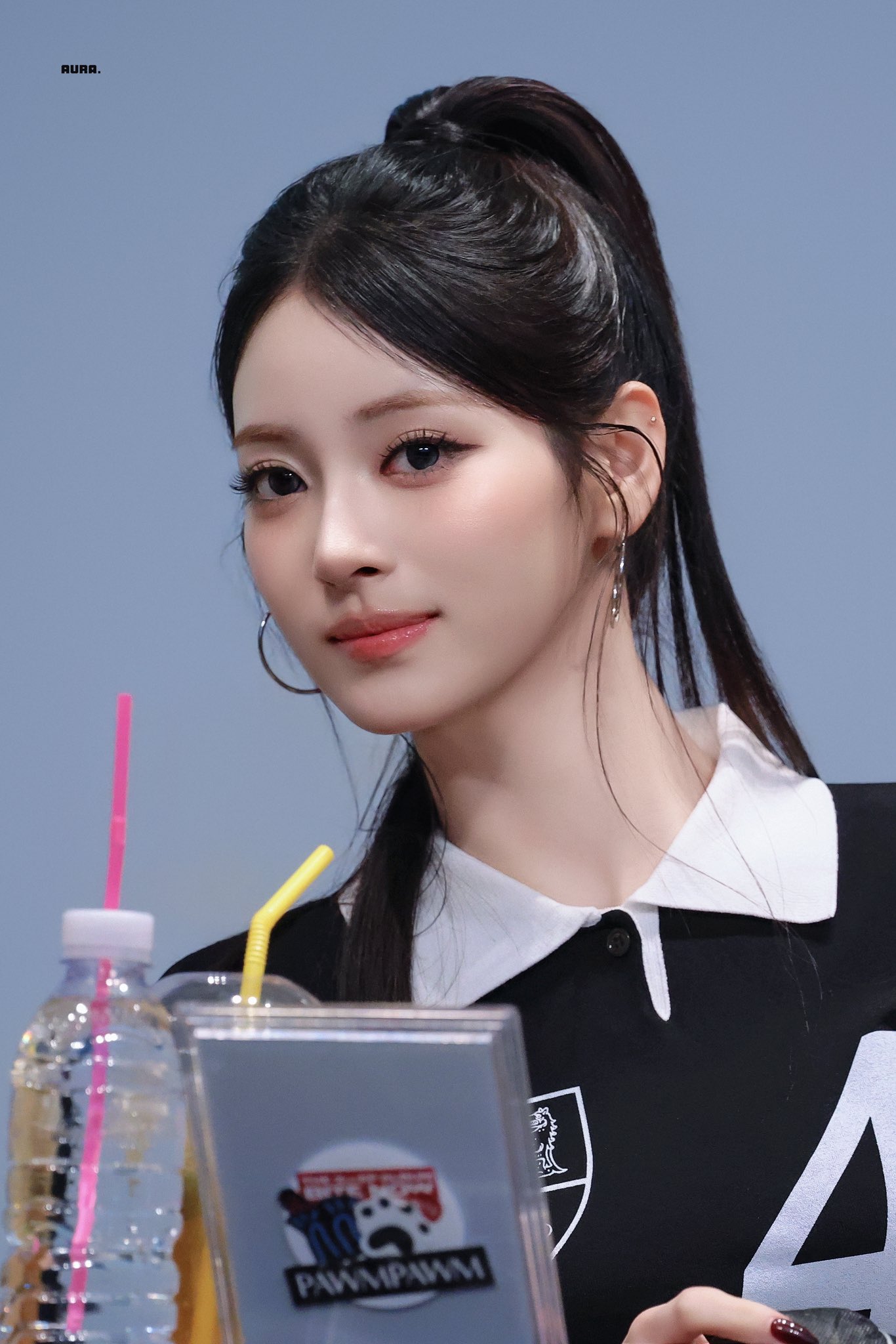 [잡담] 초미녀가 코앞에서 이렇게 쳐다봐주면 | 인스티즈