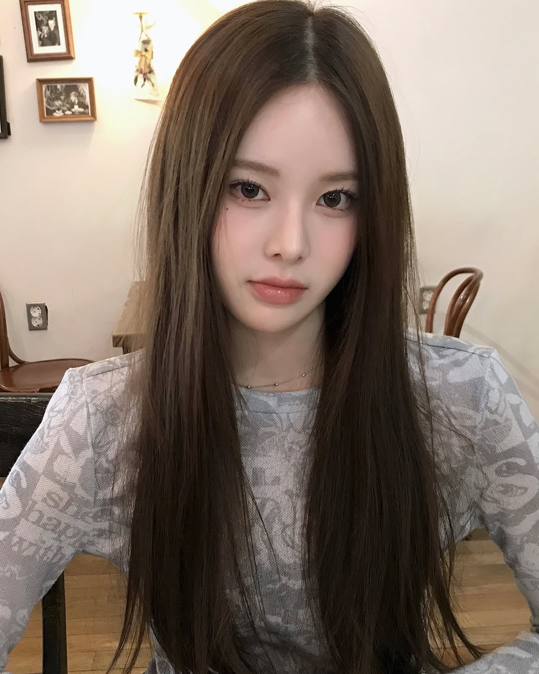 [잡담] 방지민 머리색 이거 매트브라운이야? | 인스티즈