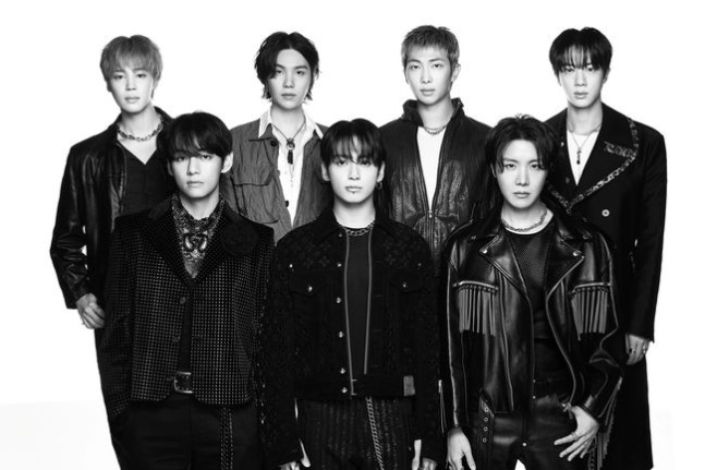 [정보/소식] 방탄소년단, 日도 휩쓸었다…빌보드 재팬 상반기 랭킹 '핫 앨범' 1위 | 인스티즈