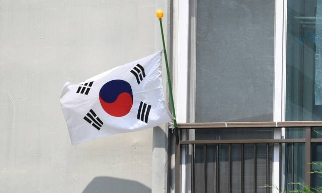 [잡담] 태극기 어케다는 거야? | 인스티즈