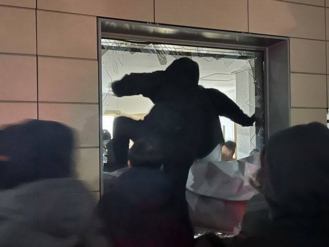 [잡담] 좌파 반미시위는 잘만보시고 | 인스티즈