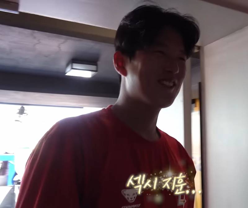 [잡담] 지훈이가 형우 엄청 귀여워 하는거 같아ㅋㅋㅋ | 인스티즈
