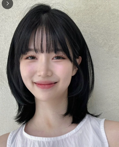 [잡담] 단발잘알들아 이 머리길이 정도 잘 뻗치고 집게핀으로 못묶어? 알려주라ㅠ | 인스티즈