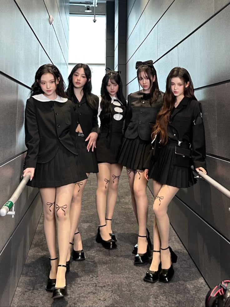 [잡담] 뉴진스 이 사진은 언제봐도 권력 넘친다 | 인스티즈