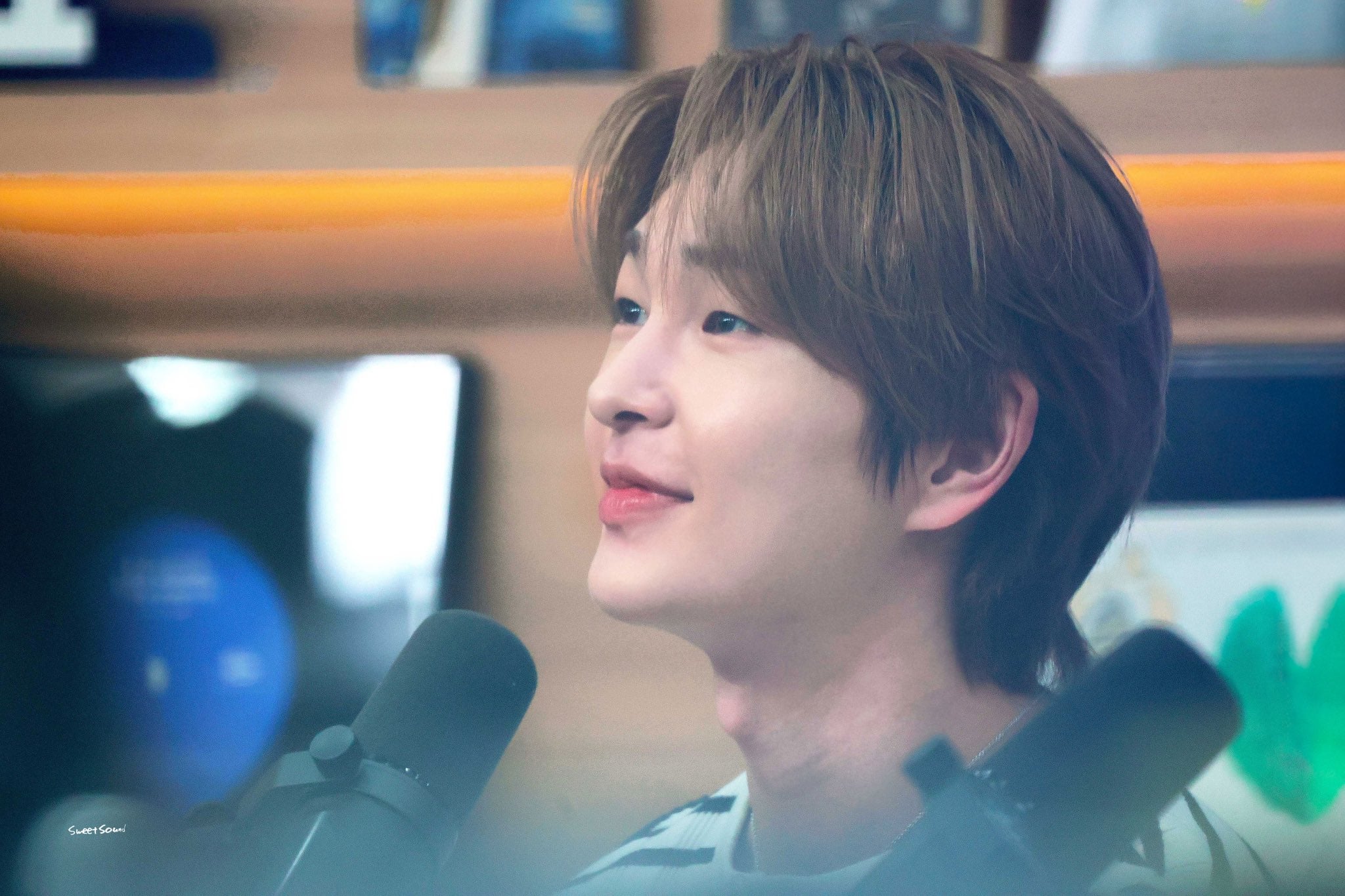 [잡담] 컬투쇼에서 멋진신세계 ost 한소절 불러준 온유 | 인스티즈