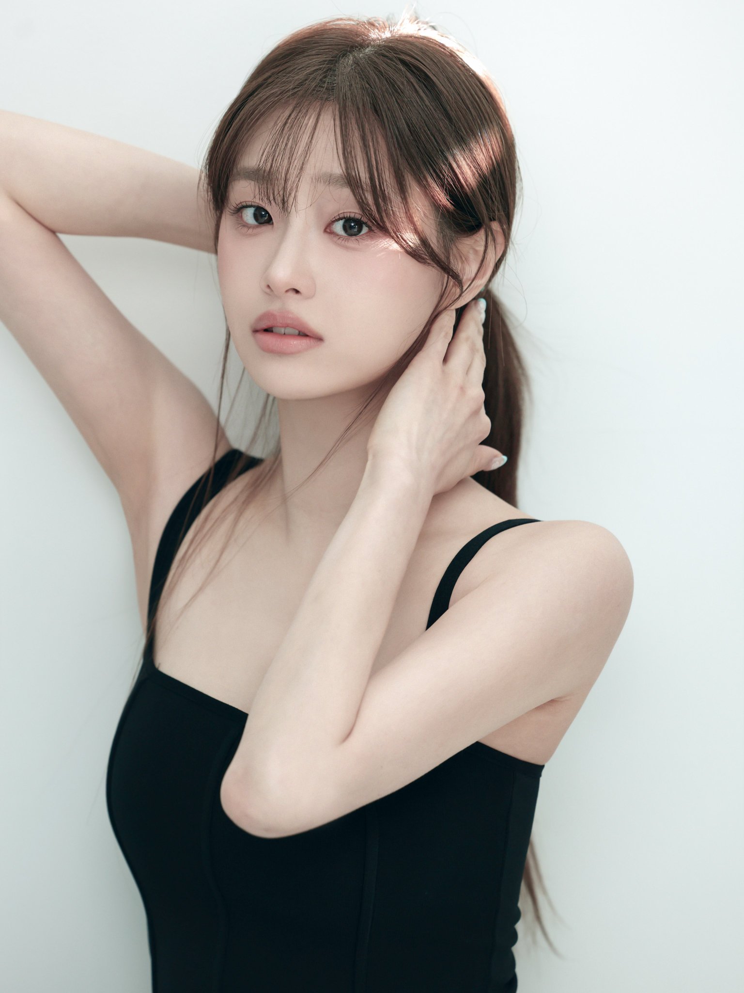 [잡담] 와 츄 프로필?? 새로 찍은 거 개예쁨.... | 인스티즈