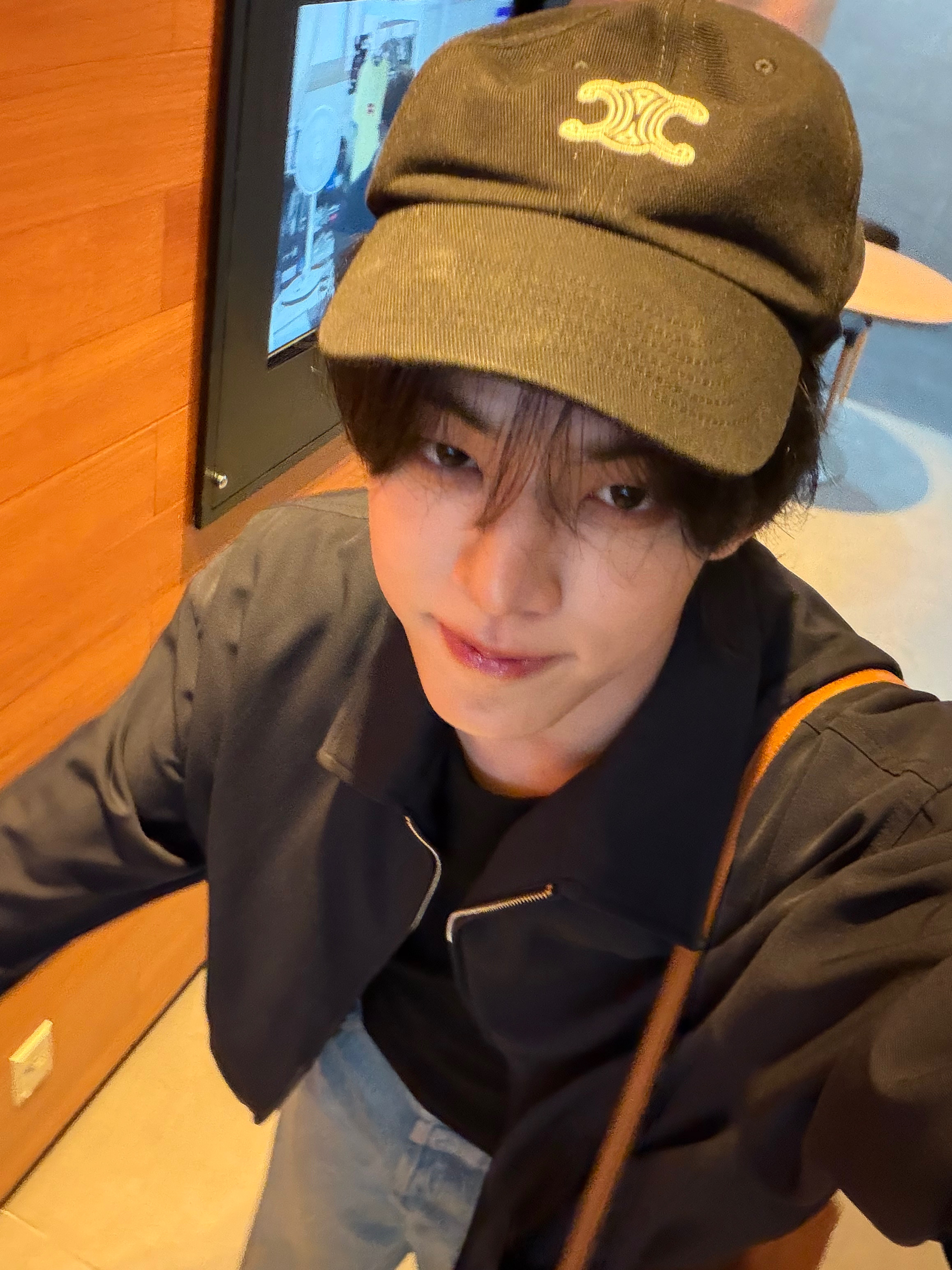 [잡담] 음중 퇴근해서 신난 똥강아지 도훈 | 인스티즈
