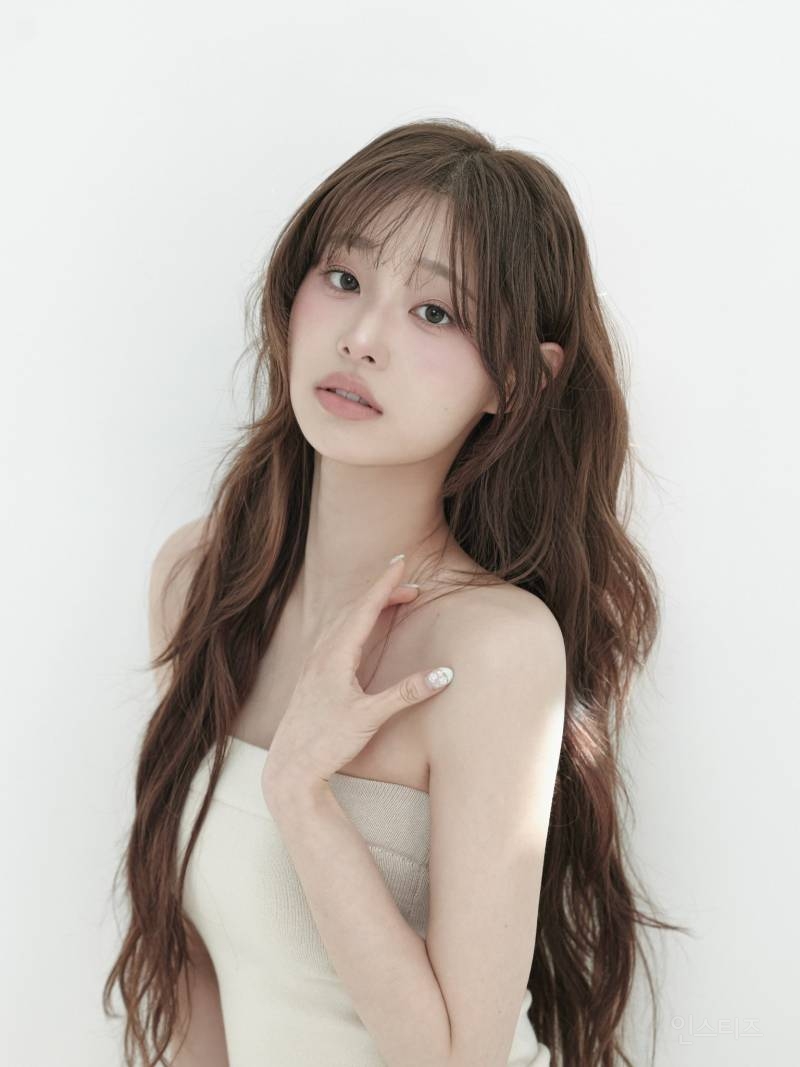최근 프로필 새로 찍은 듯한 츄 비주얼.. | 인스티즈