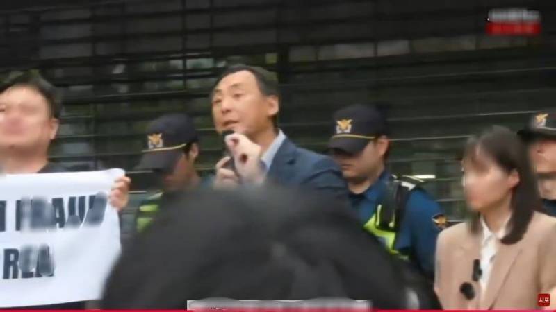 [잡담] 이 사람 모스탄인가? | 인스티즈