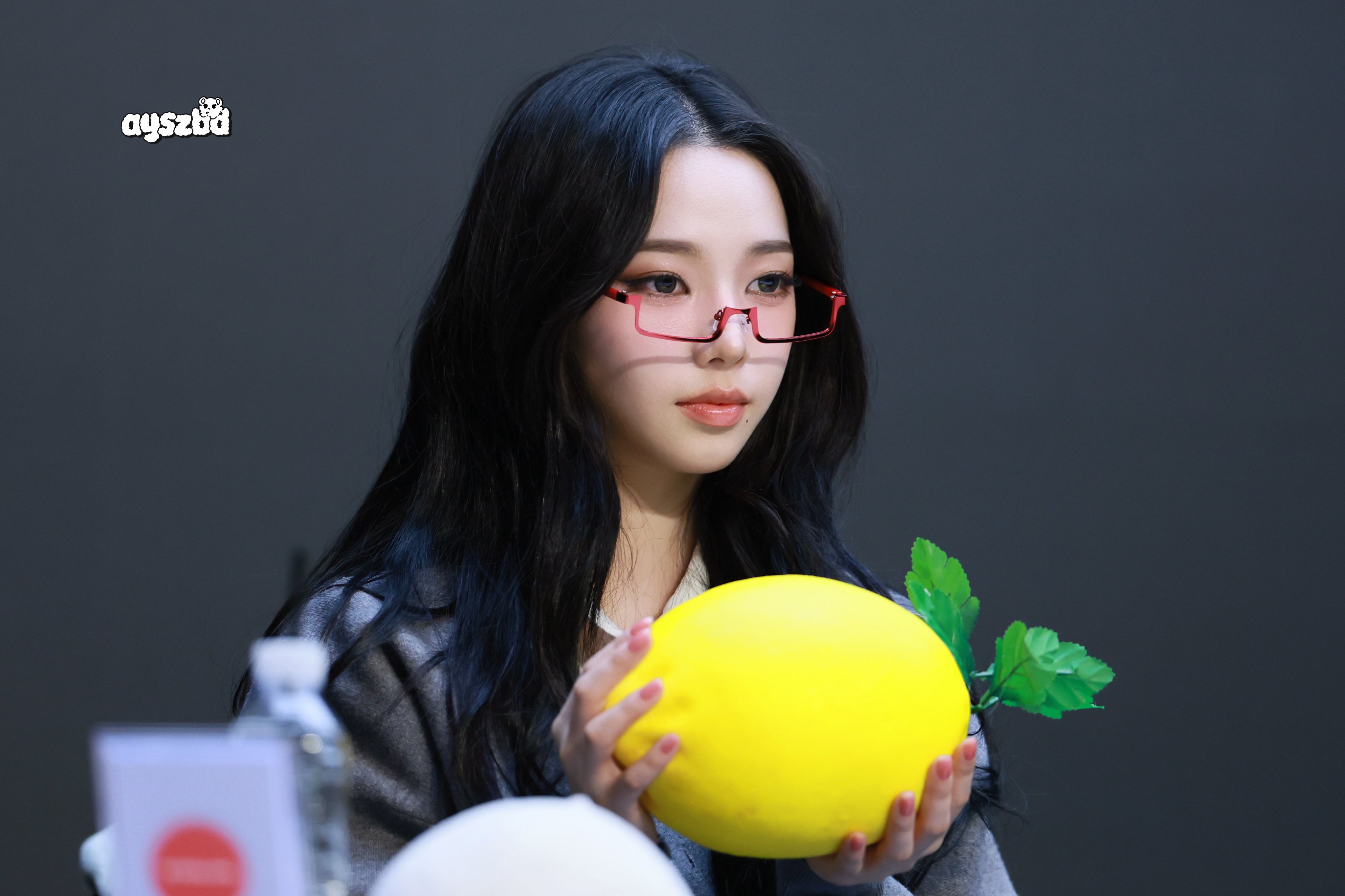 [잡담] 오늘자 에버라인 팬싸템 착용한 지민정 | 인스티즈