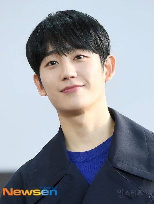 정해인 인스스 업로드 "자유는 거저 주어지는 것이 아니다" | 인스티즈