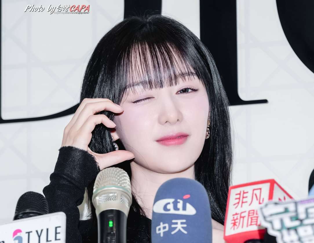 [잡담] 김지원) 너무 예뻐서 모아본 김지원 대만 디올 행사 사진들 | 인스티즈