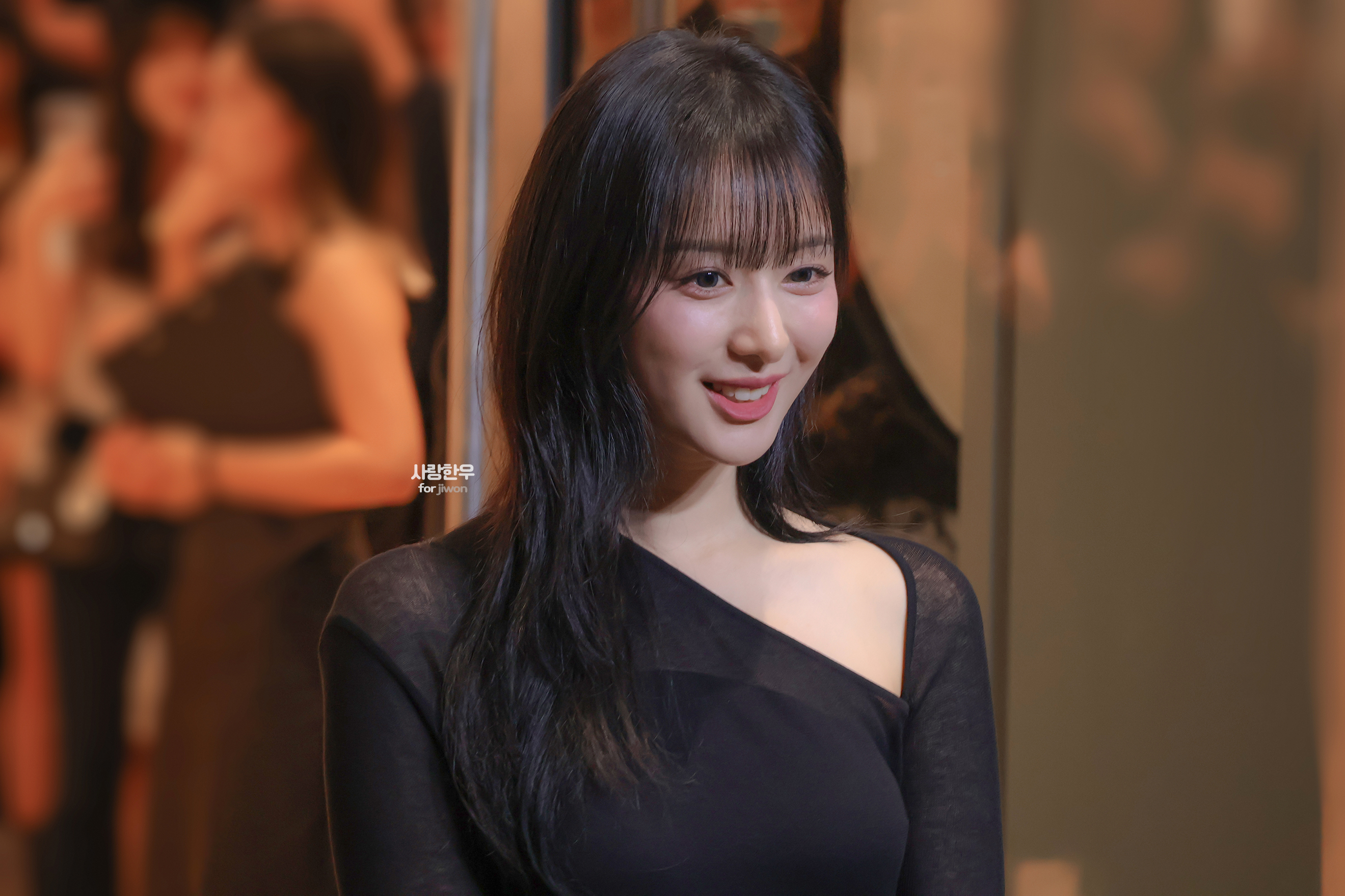 [잡담] 김지원) 너무 예뻐서 모아본 김지원 대만 디올 행사 사진들 | 인스티즈