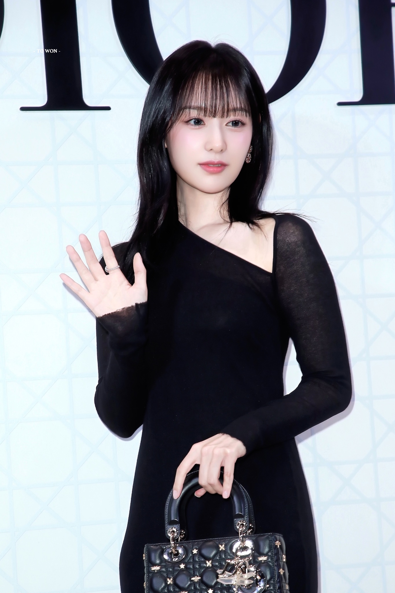[잡담] 김지원) 너무 예뻐서 모아본 김지원 대만 디올 행사 사진들 | 인스티즈