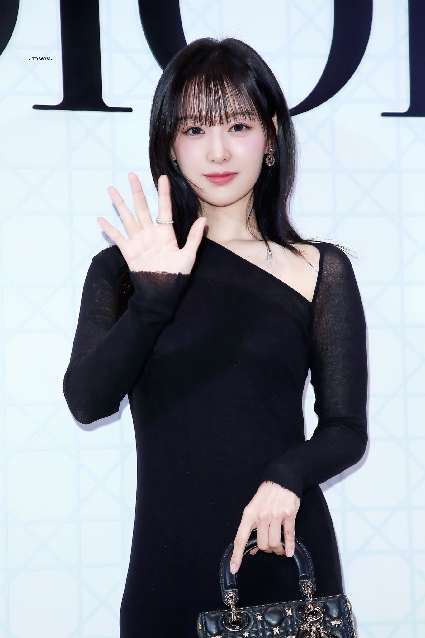 [잡담] 김지원) 너무 예뻐서 모아본 김지원 대만 디올 행사 사진들 | 인스티즈