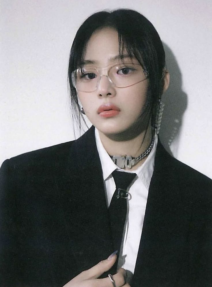 [잡담] 민지 까리한 사진 모음 | 인스티즈