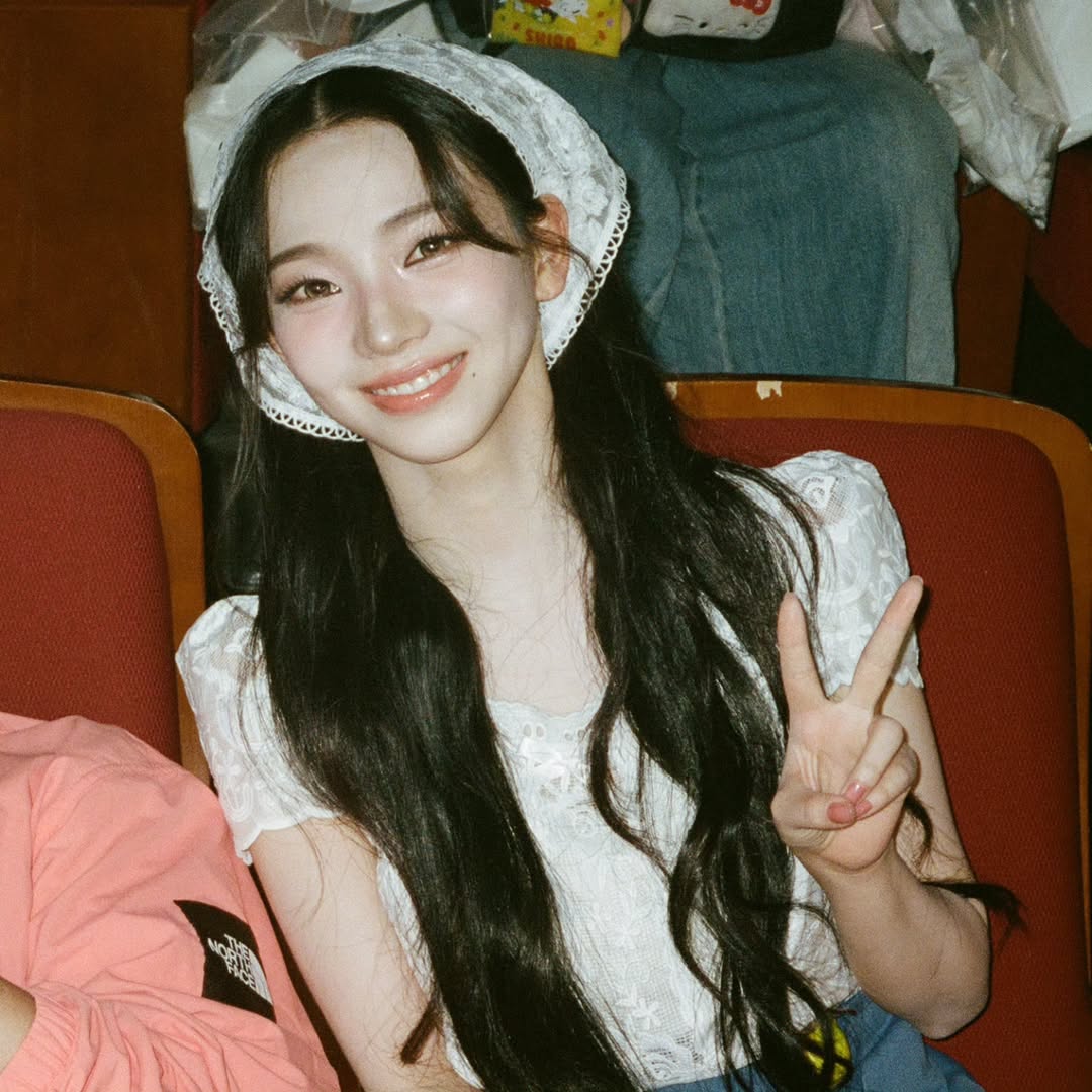 [잡담] 음악중심 PD님 인스타 올린 두건 카리나 사진 | 인스티즈