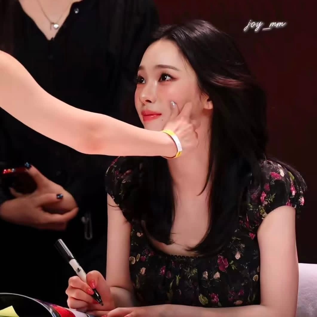 [마플] 팬싸가면 진짜 아이돌 볼 만질 수 있음? | 인스티즈