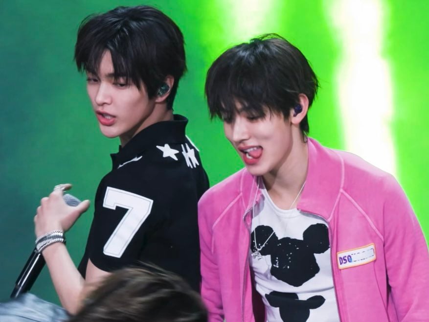 [잡담] 코르티스 코디가 성현이랑 건호 일부러 이렇게 입혔나?? | 인스티즈