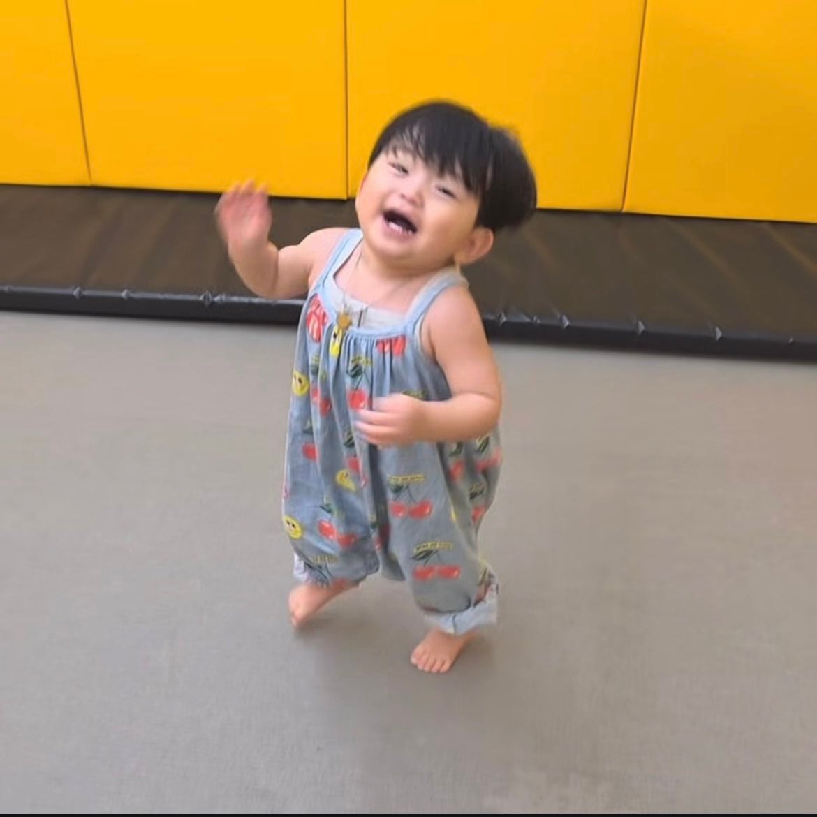 [잡담] 내일 육아일기 8화 기념 유준이 표정 짤털 | 인스티즈